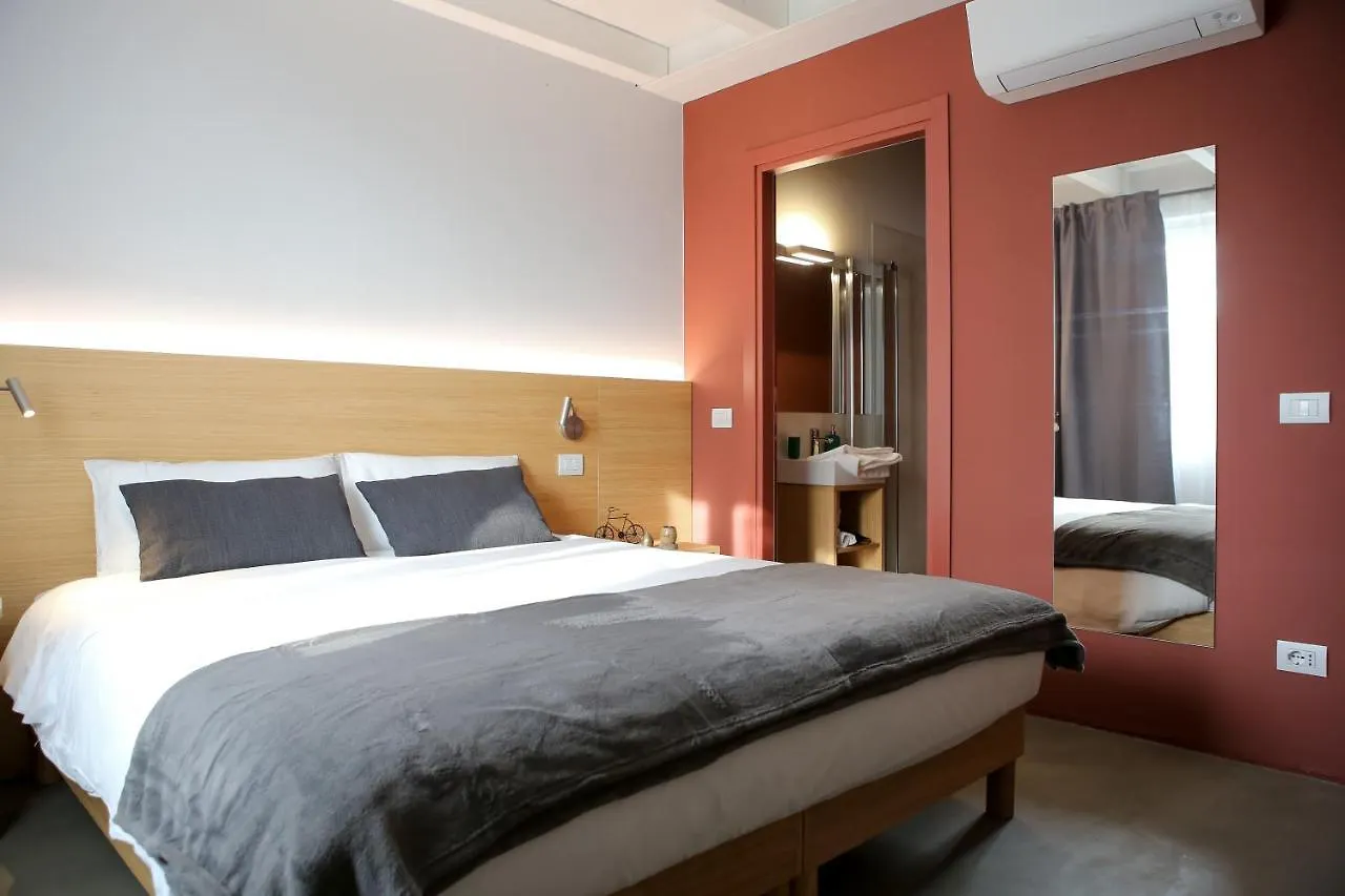 Bed And Bike Verona Italia